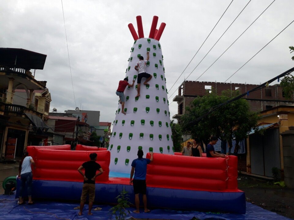 Nhà hơi leo núi teambuilding